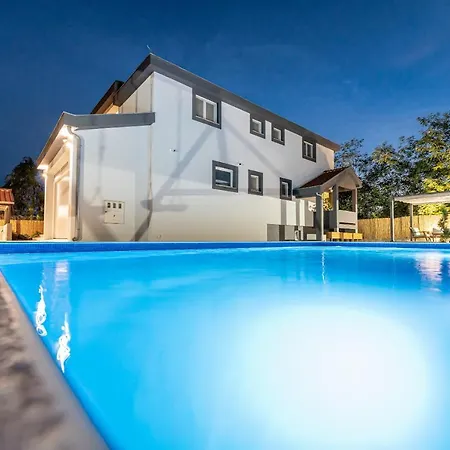 Heaven Villa