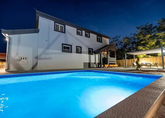 Heaven Villa